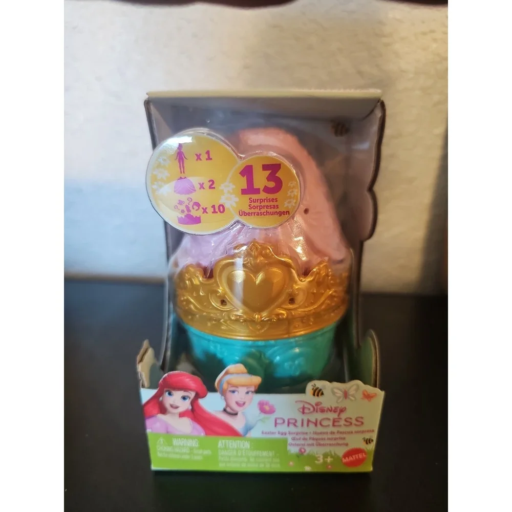 Disney Princess Ariel Easter Egg Small Doll with Skirts & 10 Accessories New